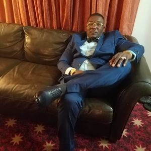 Meet your Posher, Hassane